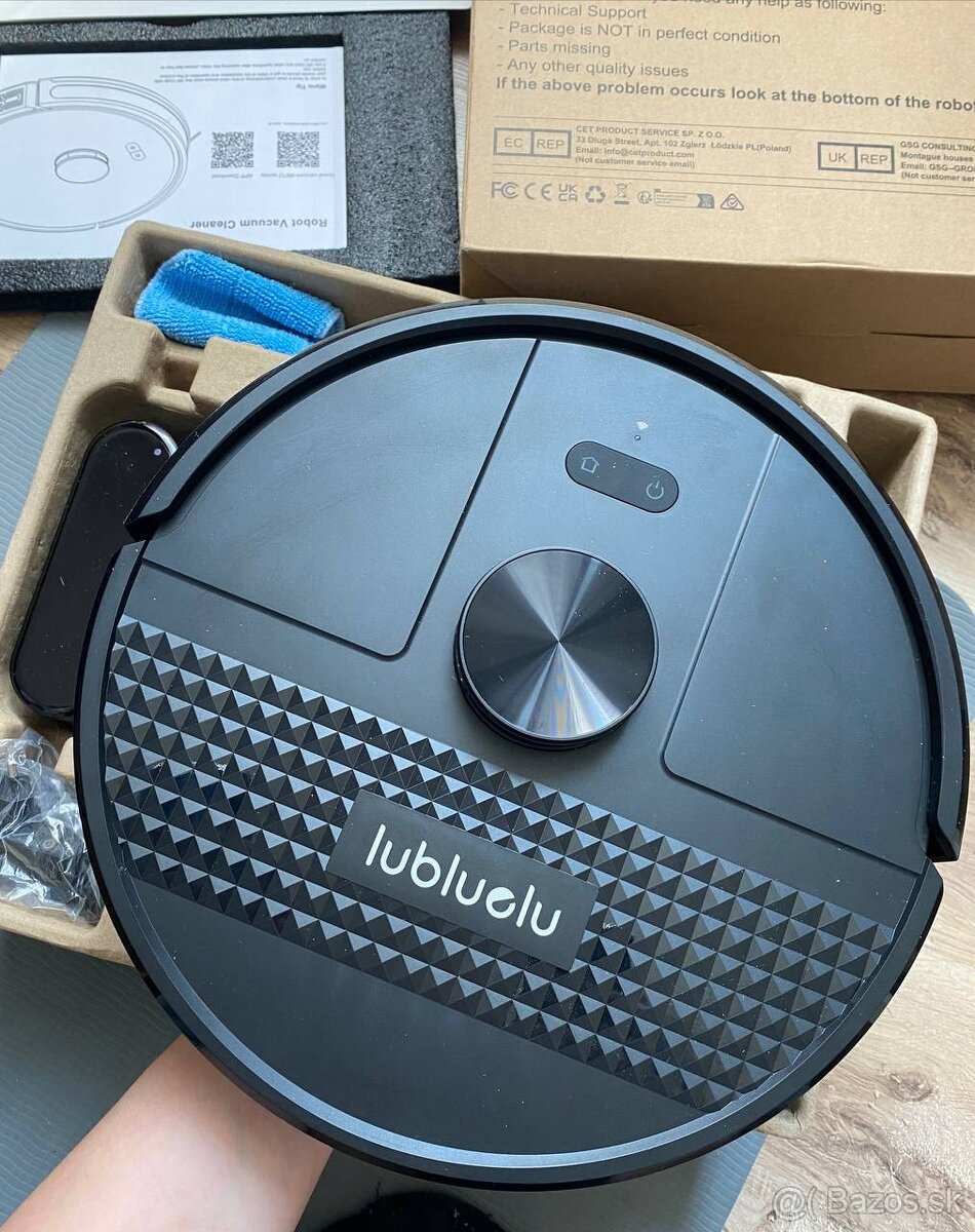 Robotický vysávač