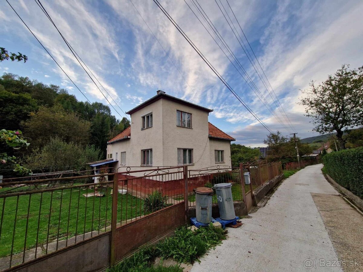Na predaj rodinný dom so záhradou obec Rázstočno