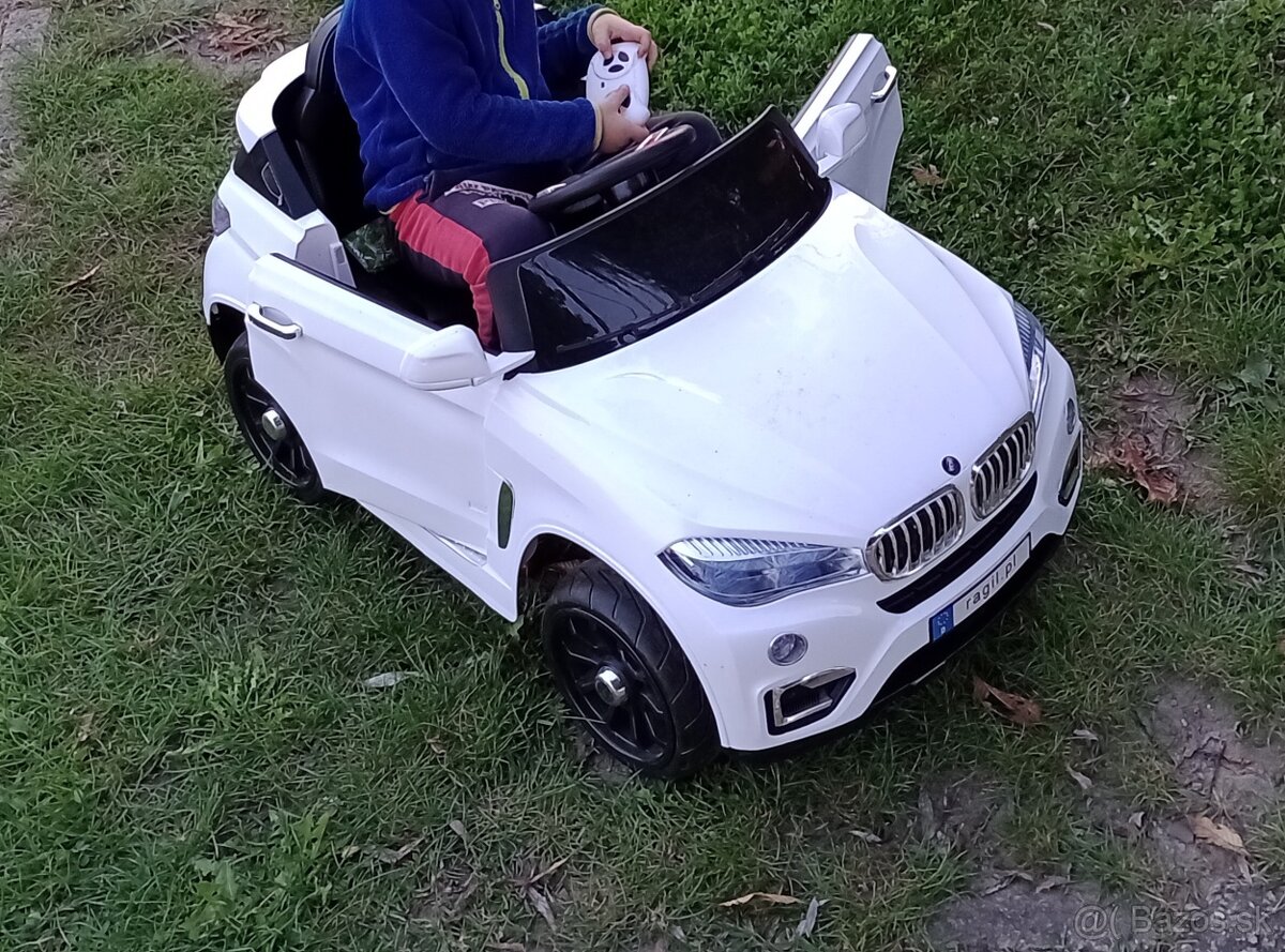 Elektrické auto
