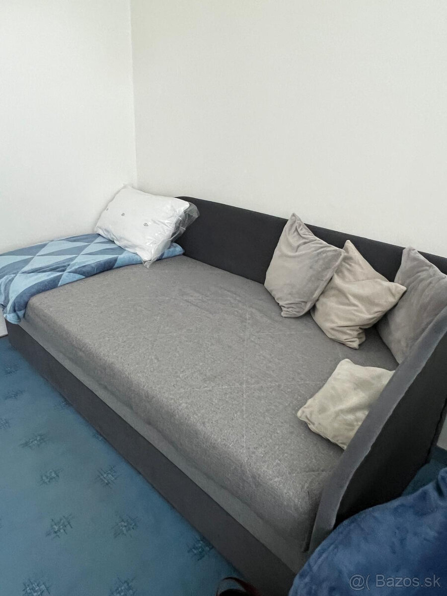 Predam 2 rocnu polohovatelnu postel