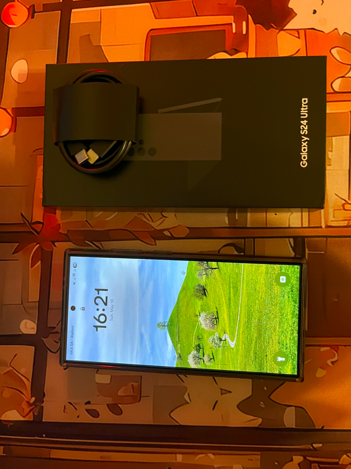 Predám Samsung Galaxy S24 Ultra 512GB (SM-S928B/DS)