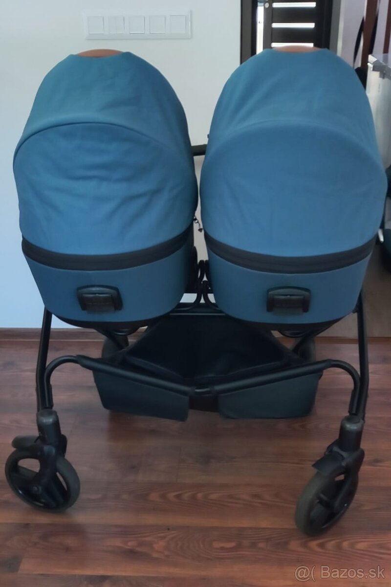 Detský kočík pre dvojičky