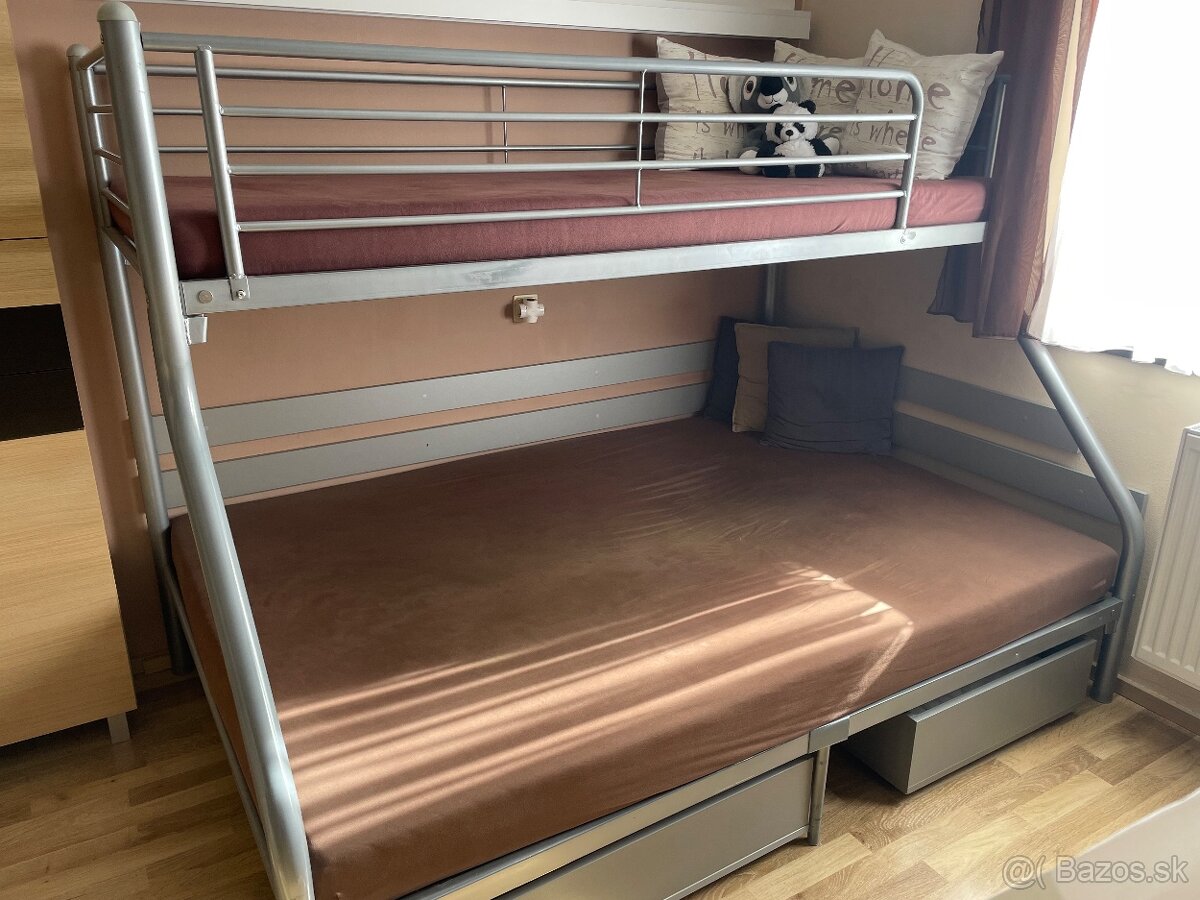 Predám poschodovú postel.