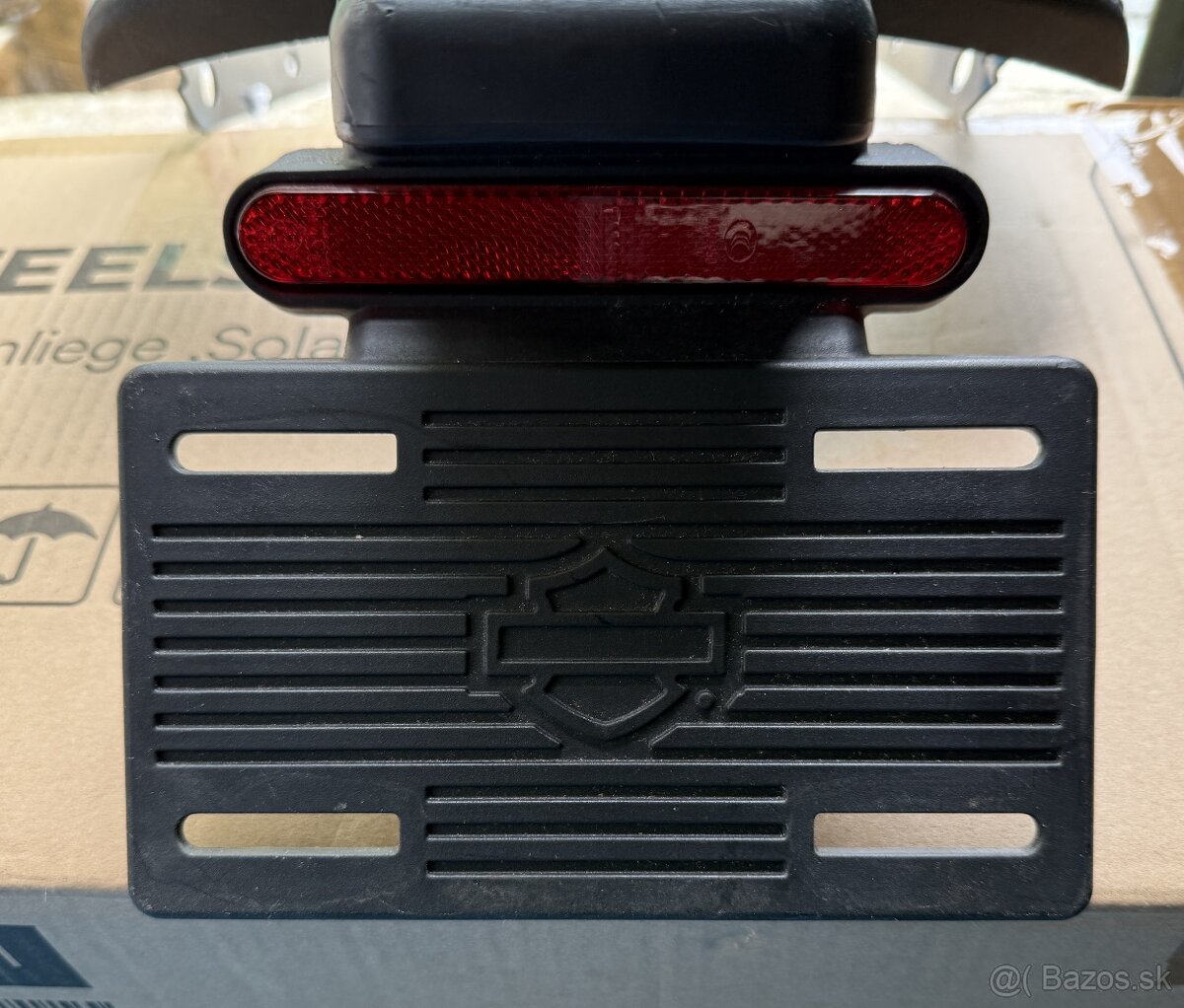Harley Davidson® Breakout M8 držák SPZ