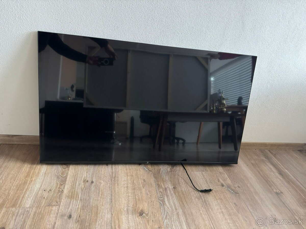 Tesla TSL-TV-T2KYD55 UHD Smart SAT