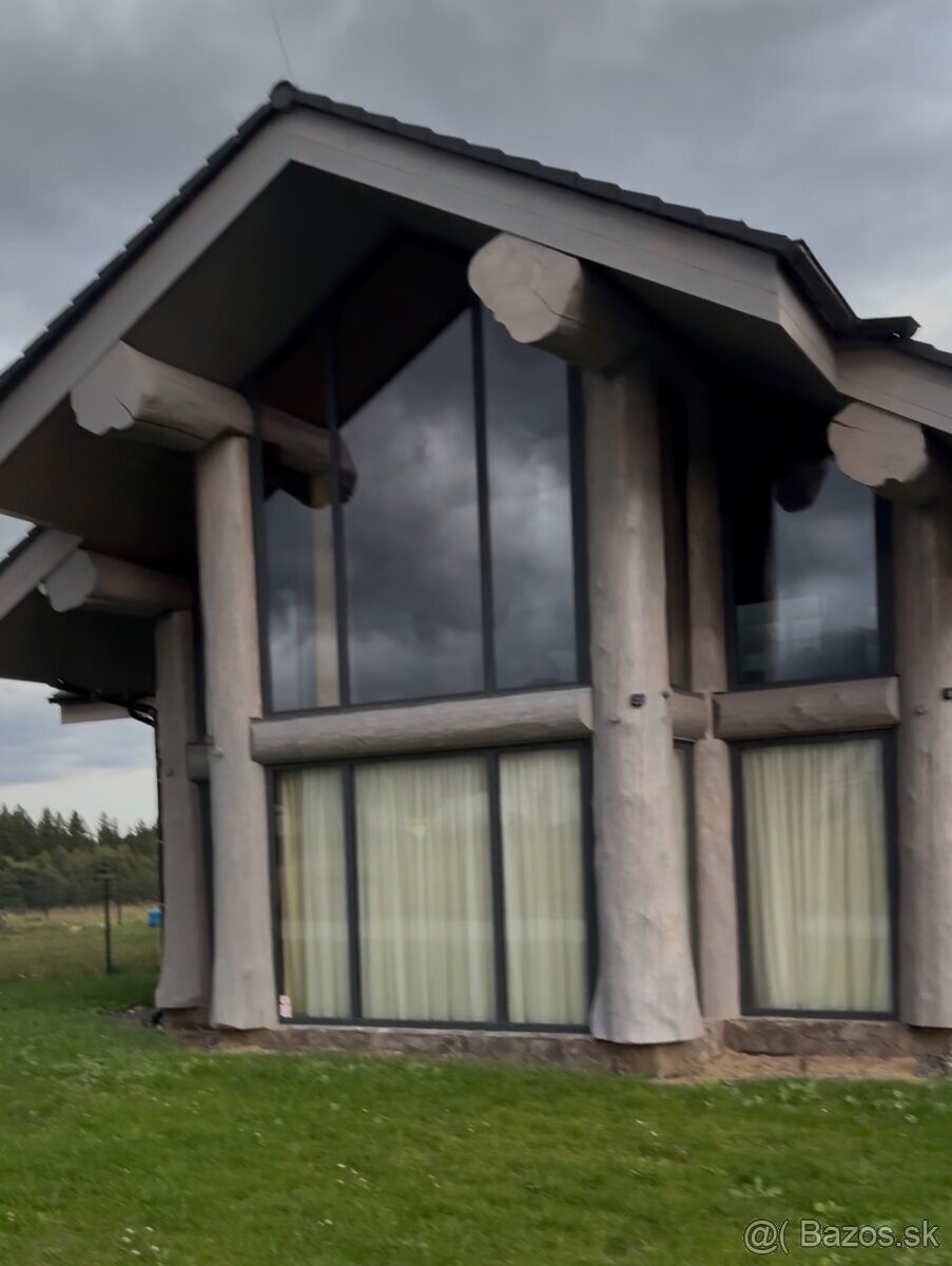 Ponúkam na predaj chalety, zrubové domy a holodomy