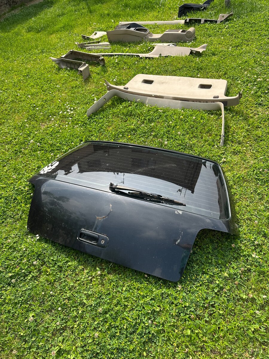 Kufrove dvere golf 4