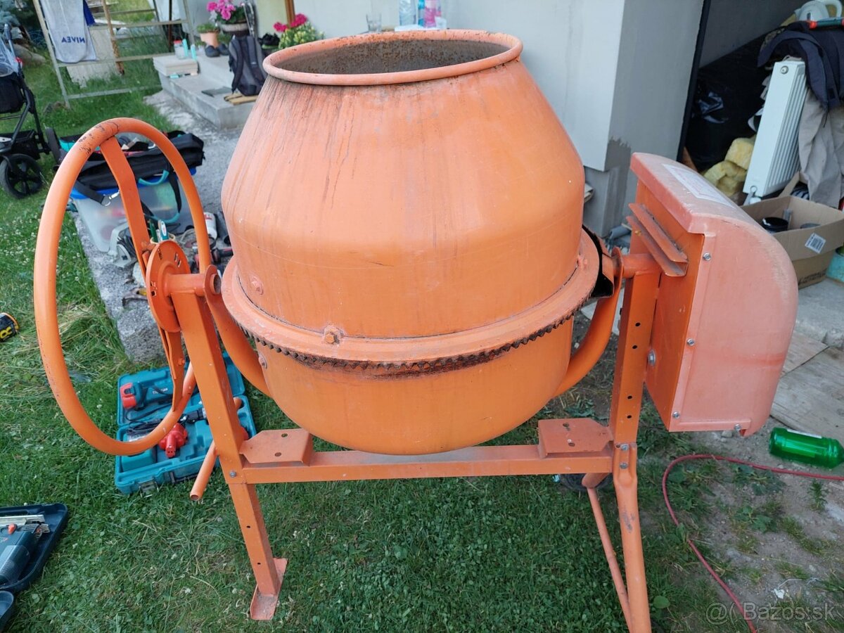 Predám miešačku BETONEIRA 140 V230