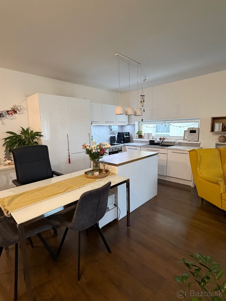 Krásny 2 izbový byt vo výbornej lokalite 199.000,- Eur