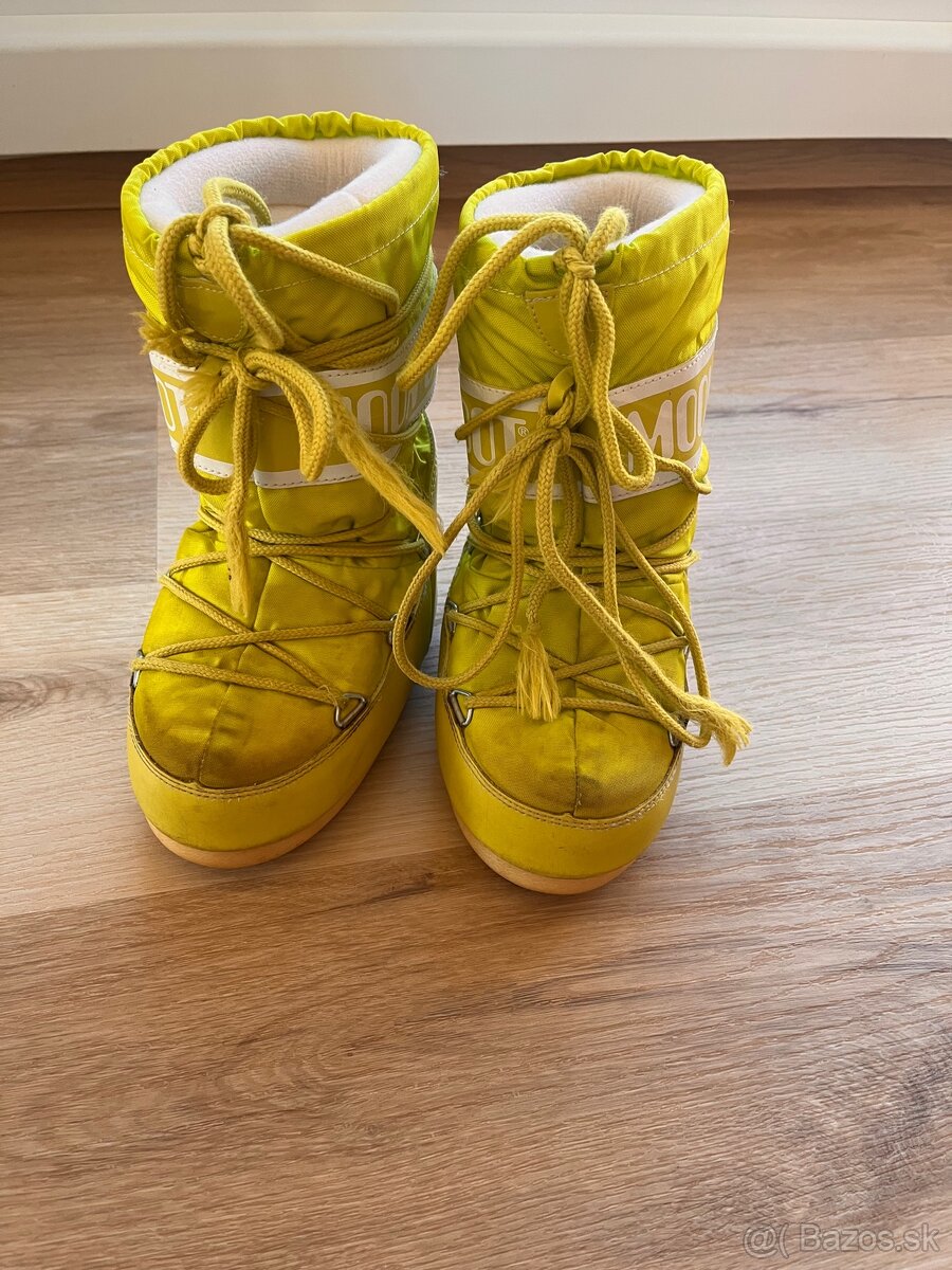Moon boot 27/30, len osobne, PO/KE KEAJ