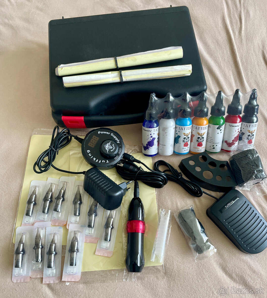 Tetovaci strojcek s prislušenstvom 95