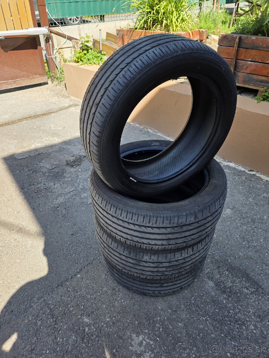 215/50/R18 92V TOYO proxes R52