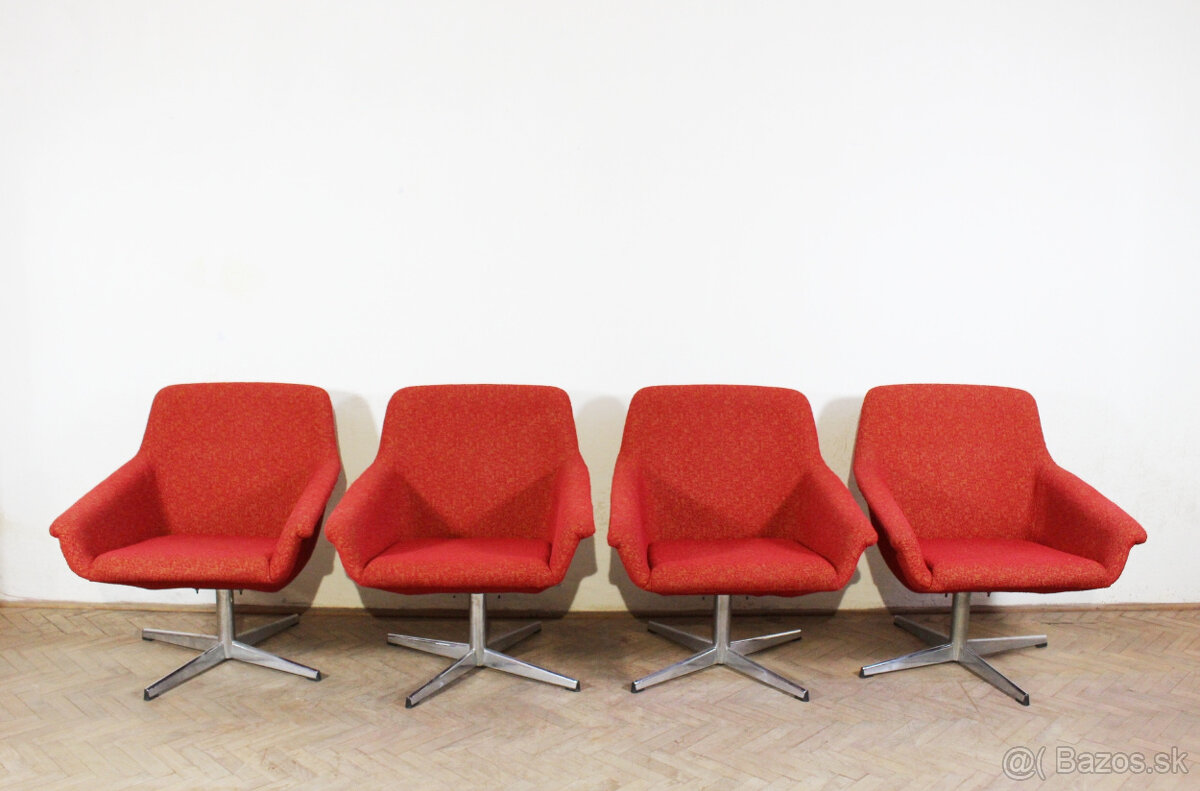 retro otočné kreslá