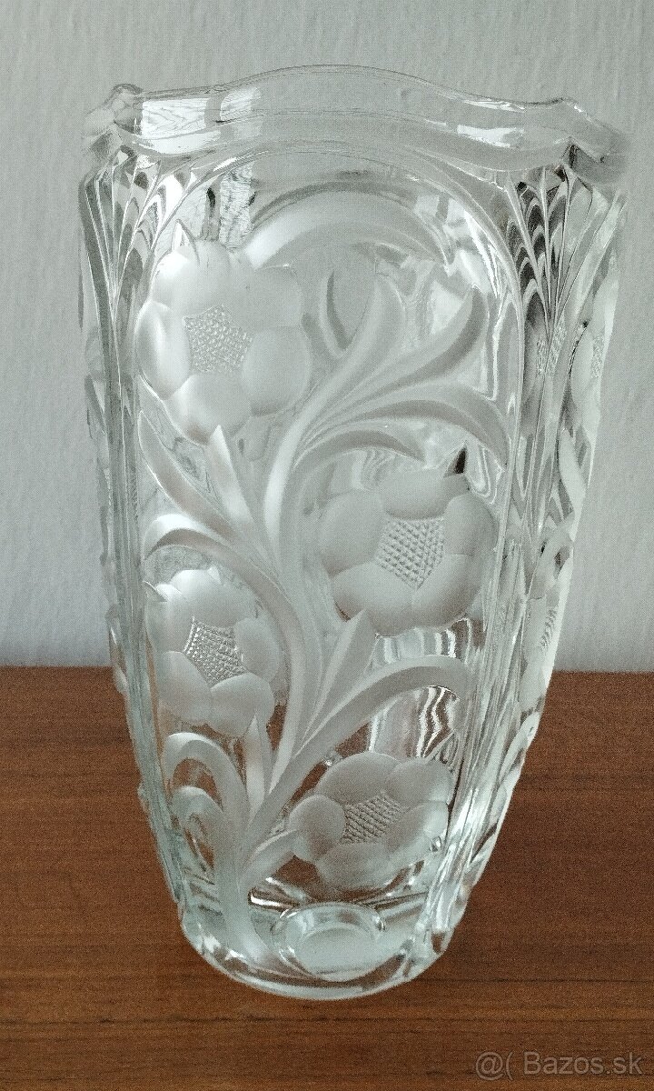 Sklenená váza - A.Matura
