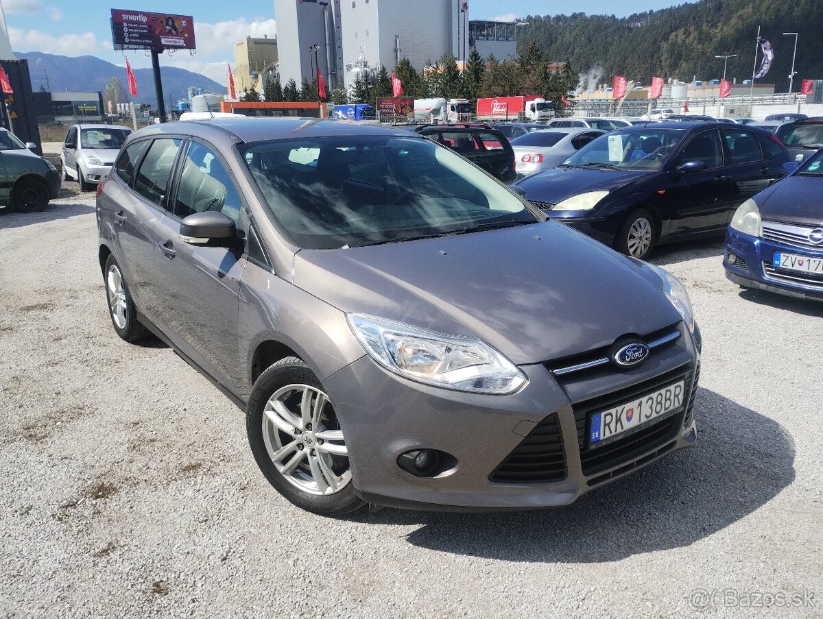 Ford Focus Kombi 1.0 SCTi Trend