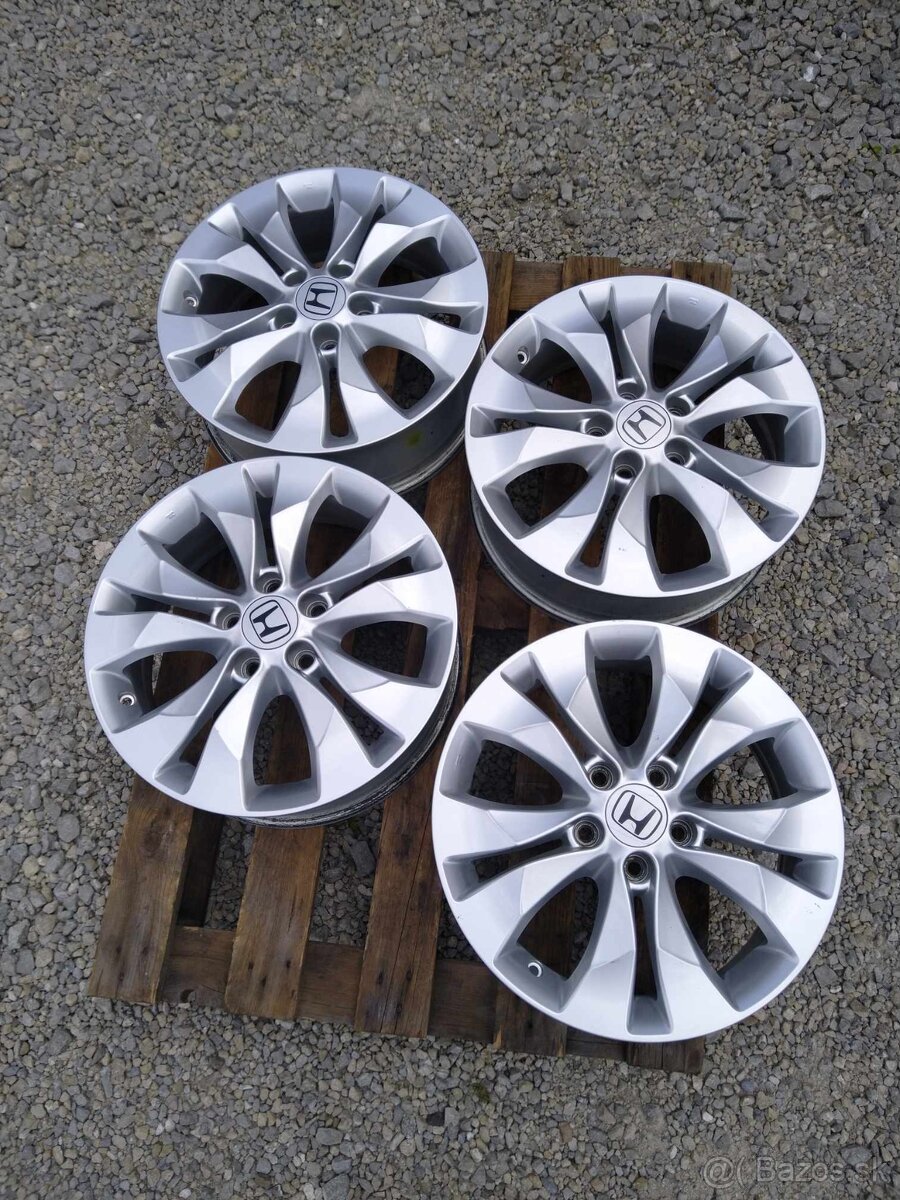 Alu R 17 HONDA CRV + letné pneu.