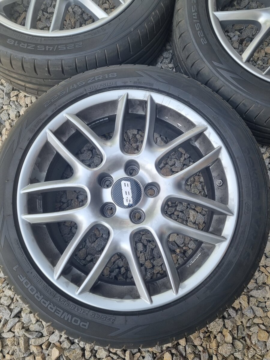 Predám pneu 225/45 r18 Nokian