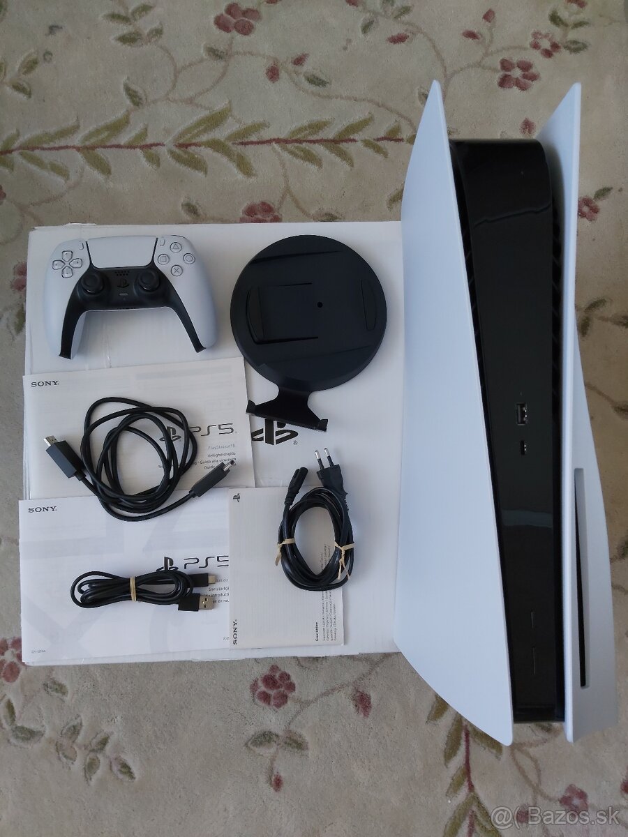 Playstation 5 s mechanikou---PREDANE----