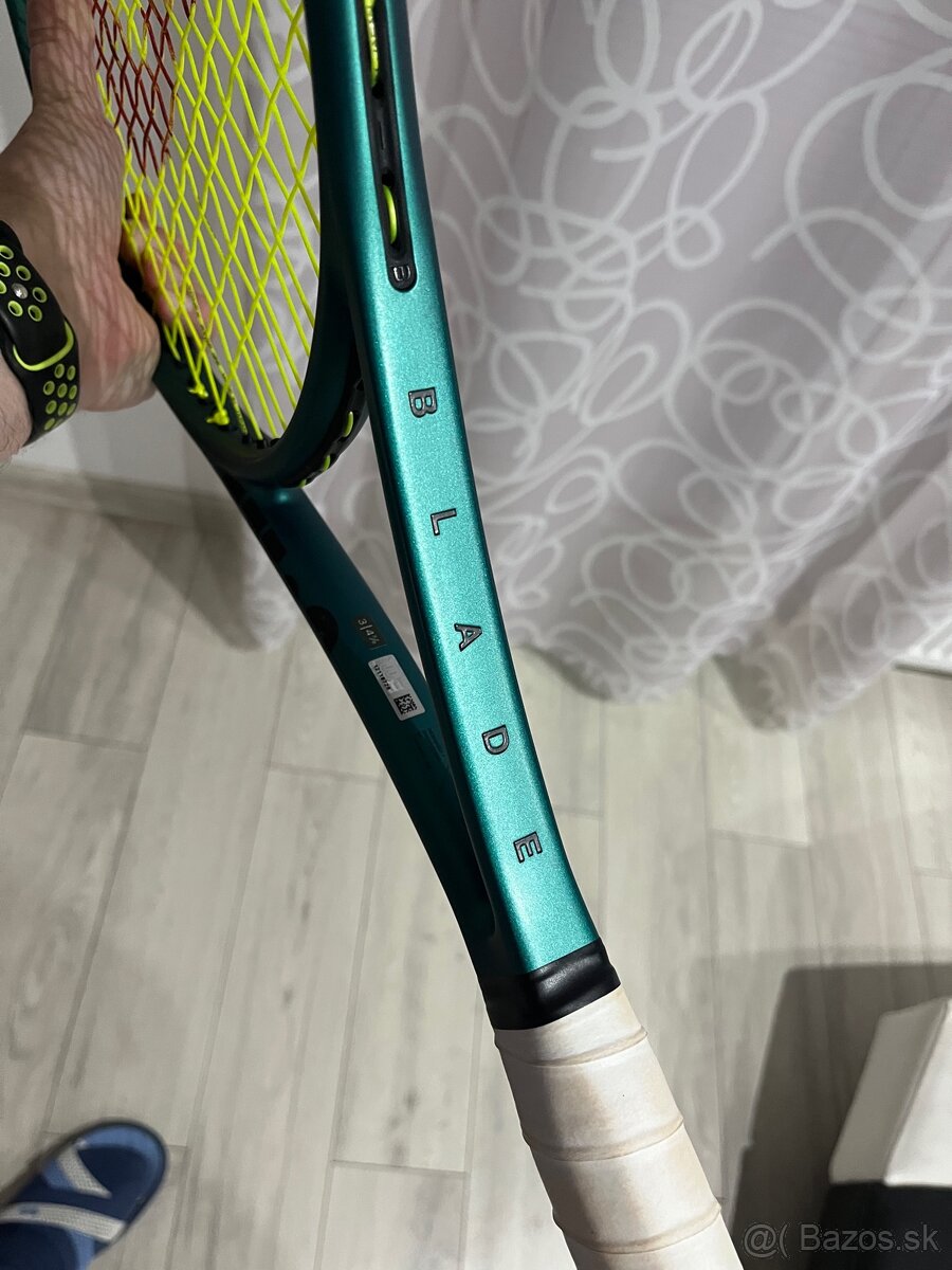 Wilson blade 98 18x20 v9 L3