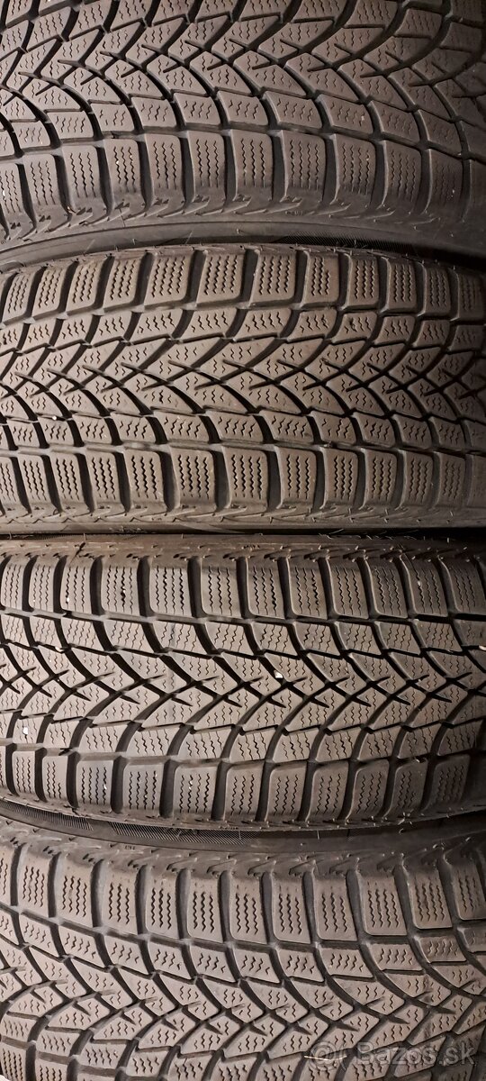 Predám 4ks jazdené zimné 185/60r15-88T Dayton