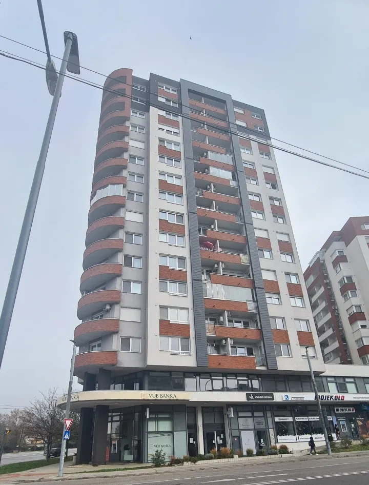 Prenájom 2 iz.Kaštielska ul. Perla Ružinova zariadený BA II
