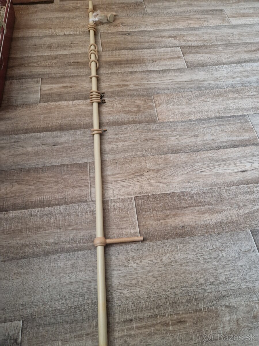 Predám drevenú garnižu vo farbe buk