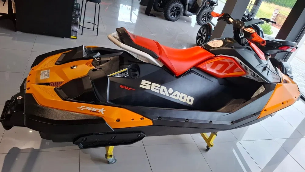 Sea-Doo Spark Trixx 2UP IBR 2018 90KM 49mth
