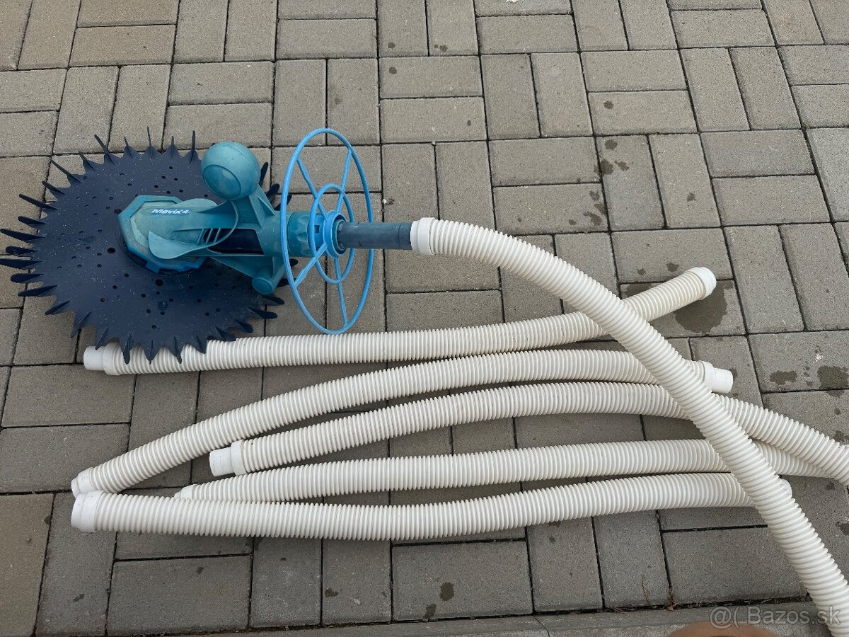 Poloautomatický vysávač mavix4