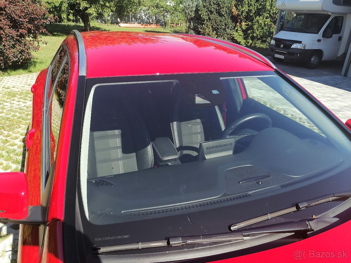 Mercedes GLA