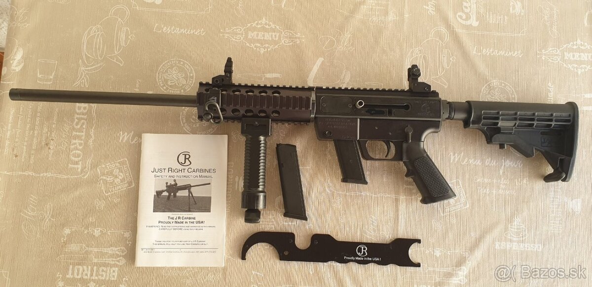 Predám samonabíjaciu JR Carabine typu AR15 kal. 9mmLuger