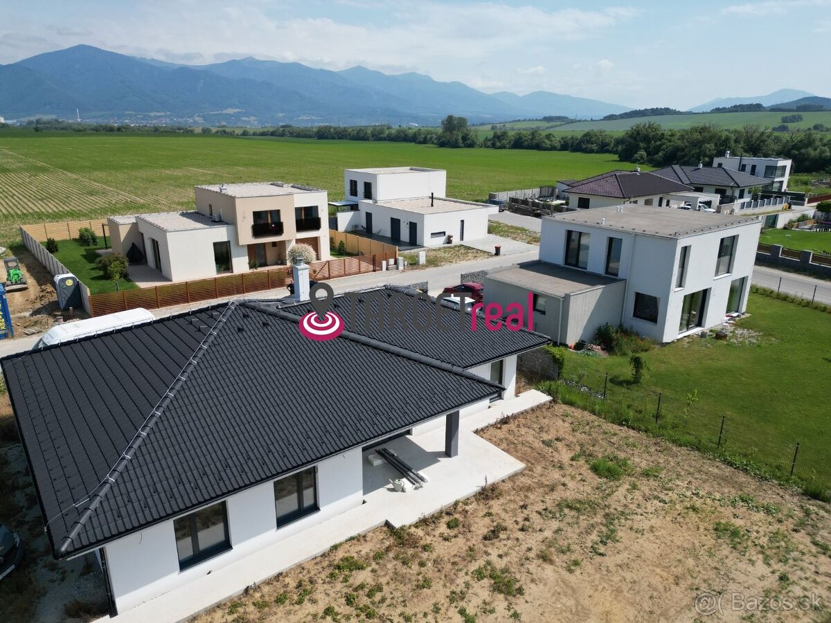 Novostavba 4 izbového rodinného domu s nádherným 720 m pozem