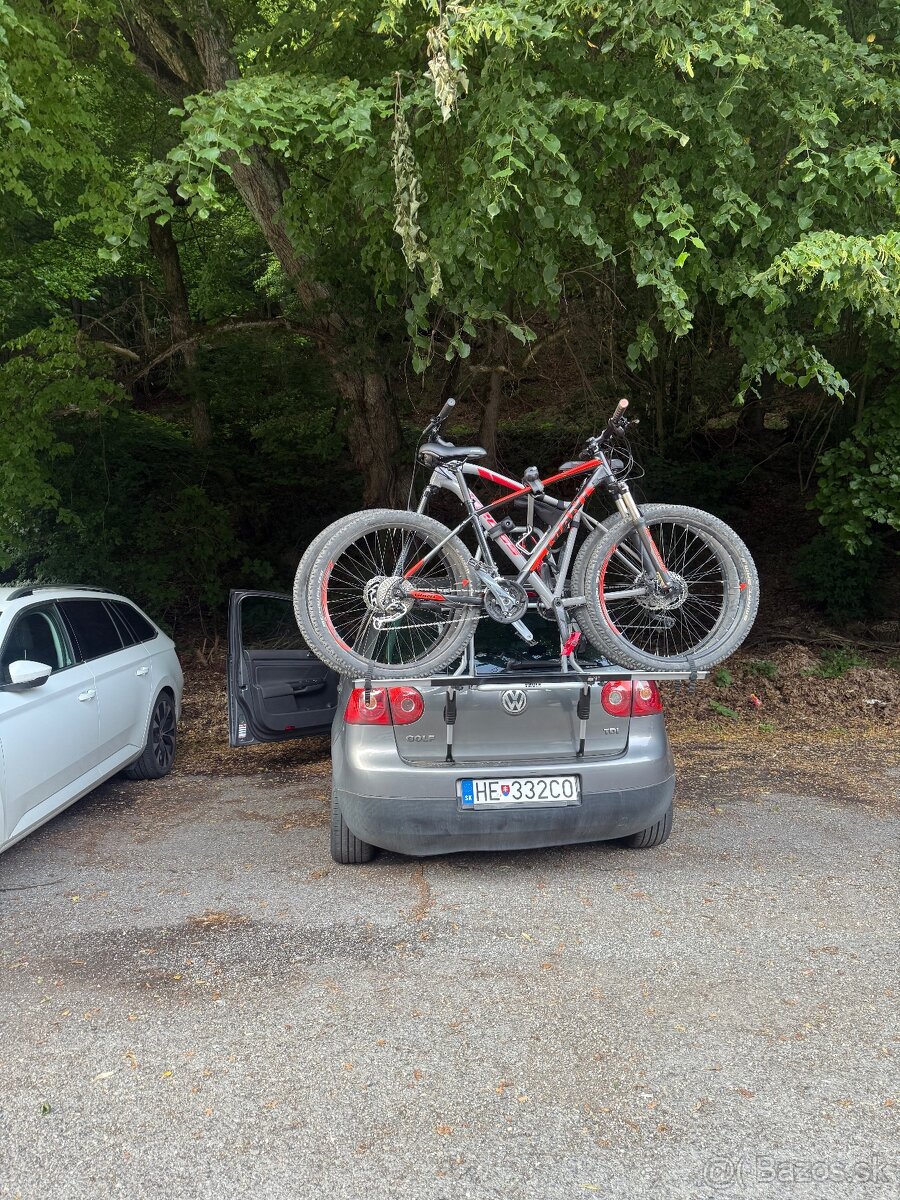 Držiak na bicykle