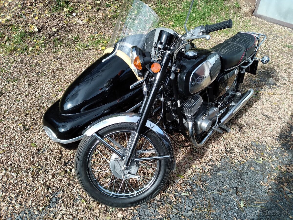 Jawa 350 634 velorex
