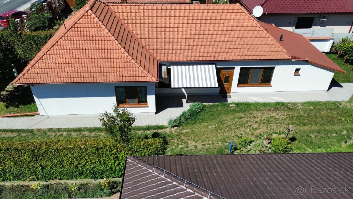 Predaj rodinný dom Nitra - Branč, rovinatý pozemok 960 m2
