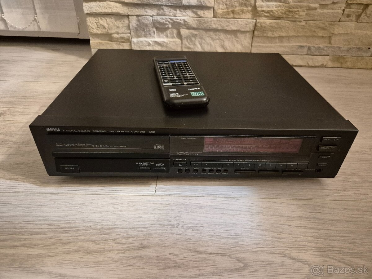 CD prehrávač YAMAHA CDX-910