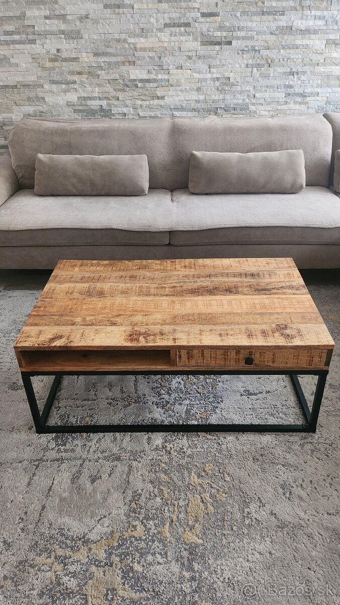 Konferenčný stolík