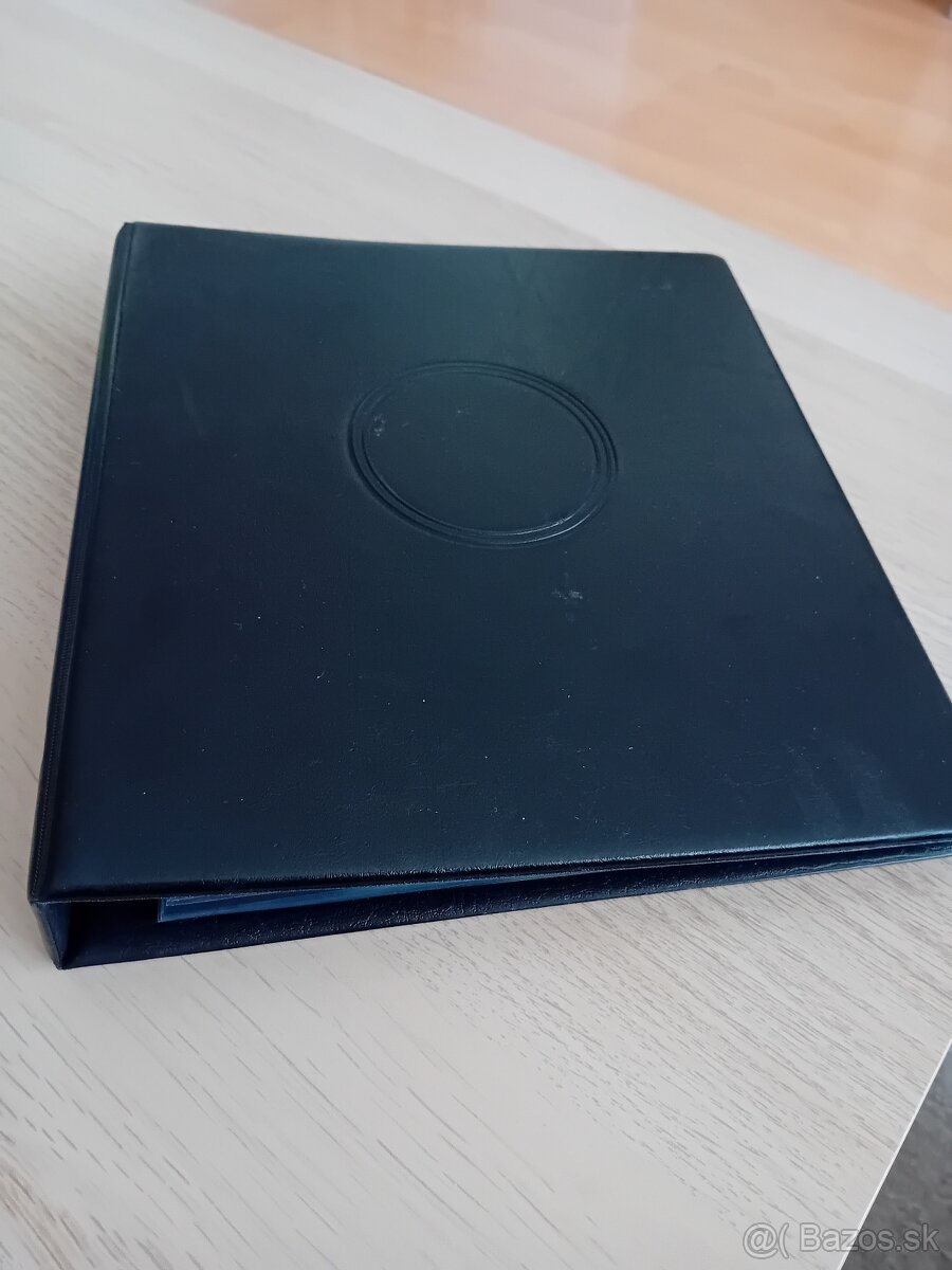 Album známok Československa