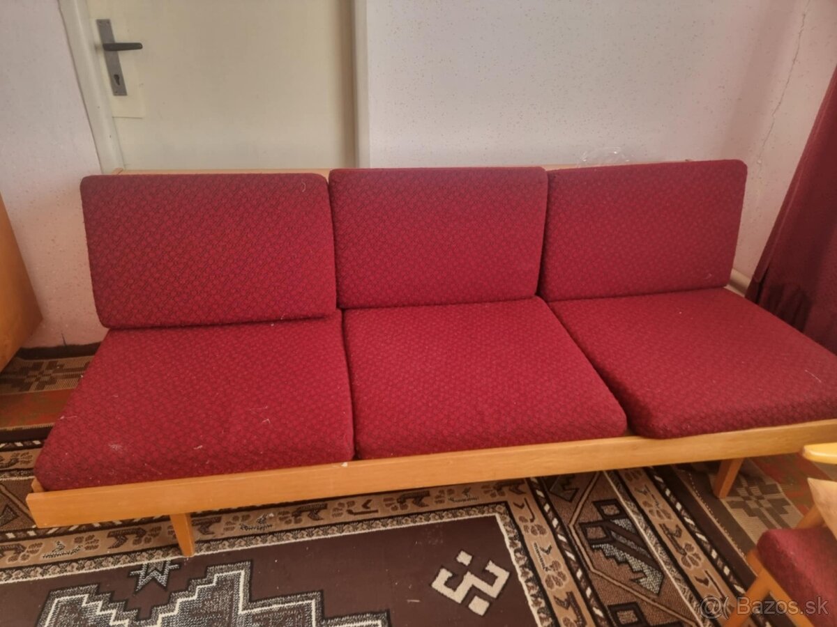 Roztahovacia sedačka