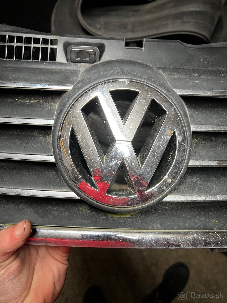 Predna maska vw passat b5.5