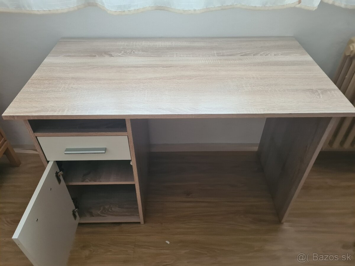 Predám písací stôl