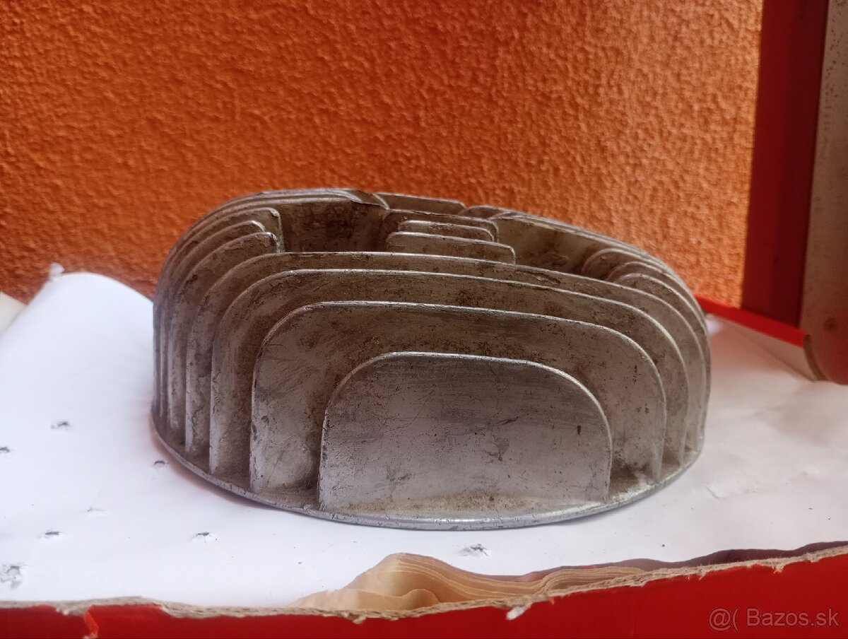 Hlava Jawa 250/559