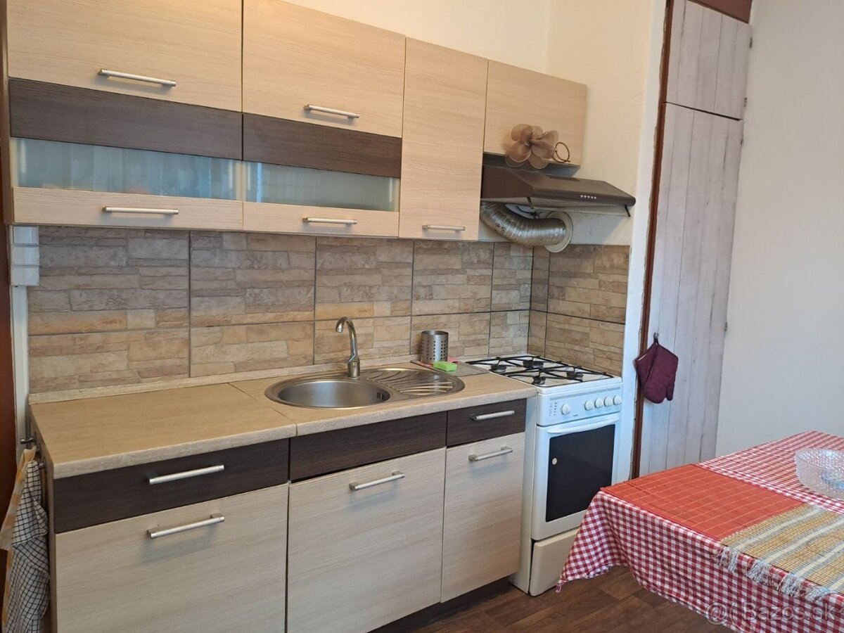 Na Predaj - 3,5-izb.byt, ul. Arm. generála Svobodu, Prešov.