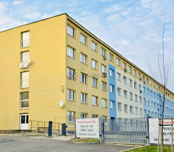 REZERVOVANY-2 Izbový byt na Popradskej ulici v Košiciach