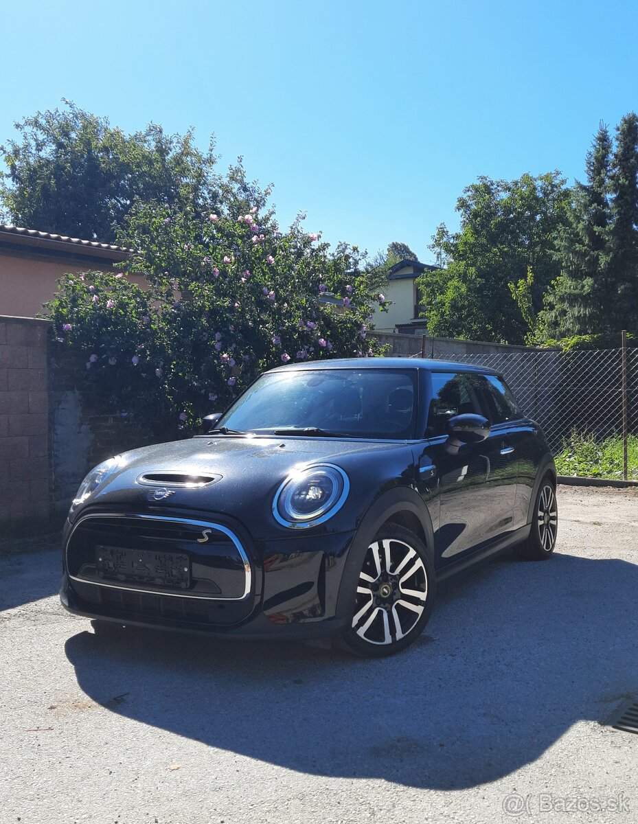 Predám  Mini Cooper E SE Elektro 184 Koní 2021