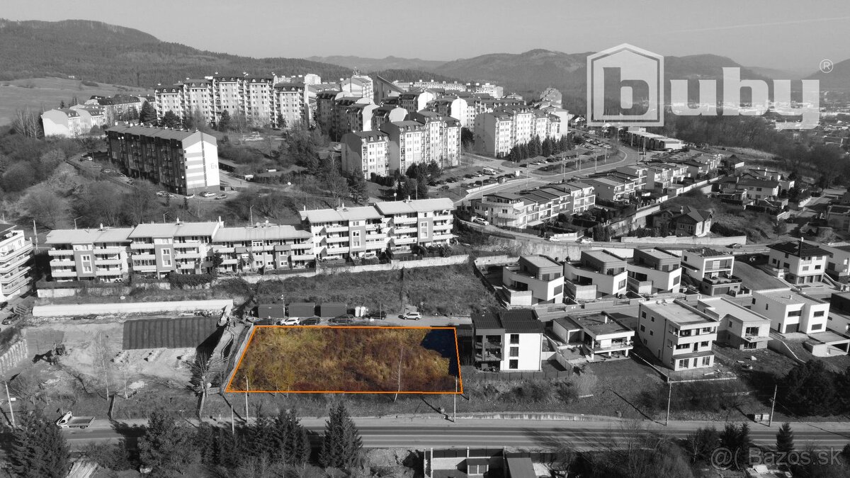 NA PREDAJ STAVEBNÝ POZEMOK S PROJEKTOM A PRÁVOPLATNÝM STAVEB