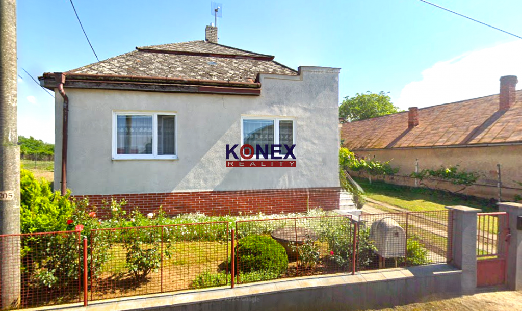 NA PREDAJ – rodinný dom Hraň