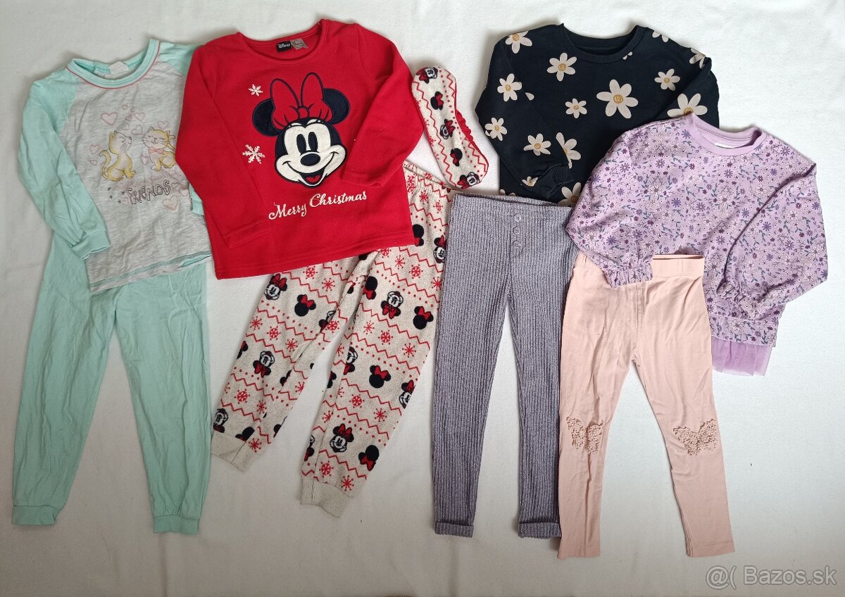 Dievčenské oblečenie v.104