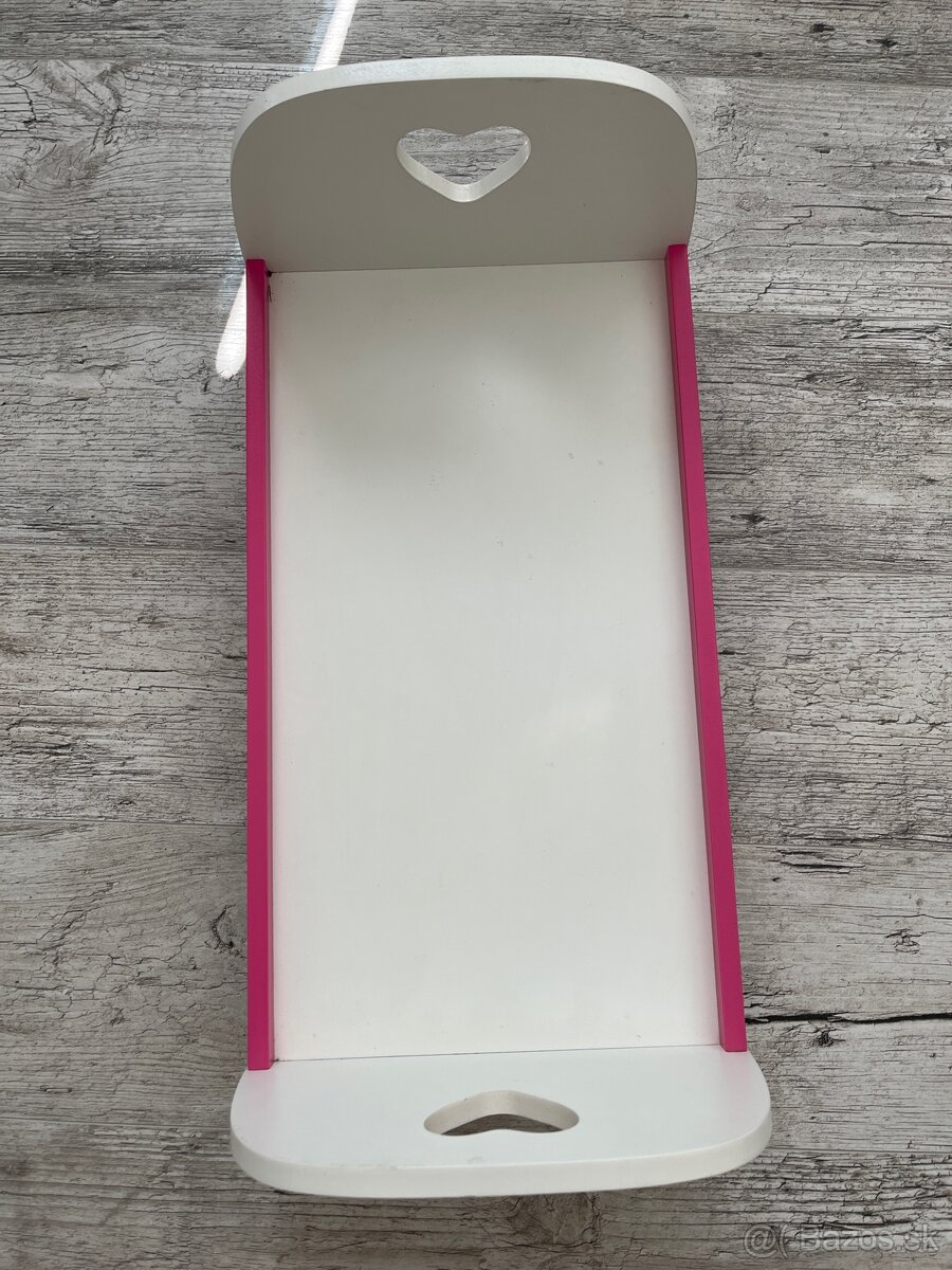 Postieľka pre bábiku