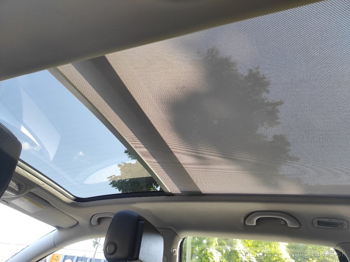 Predám textilnú clonku k Panoramatickéj streche pre Vw, Škod