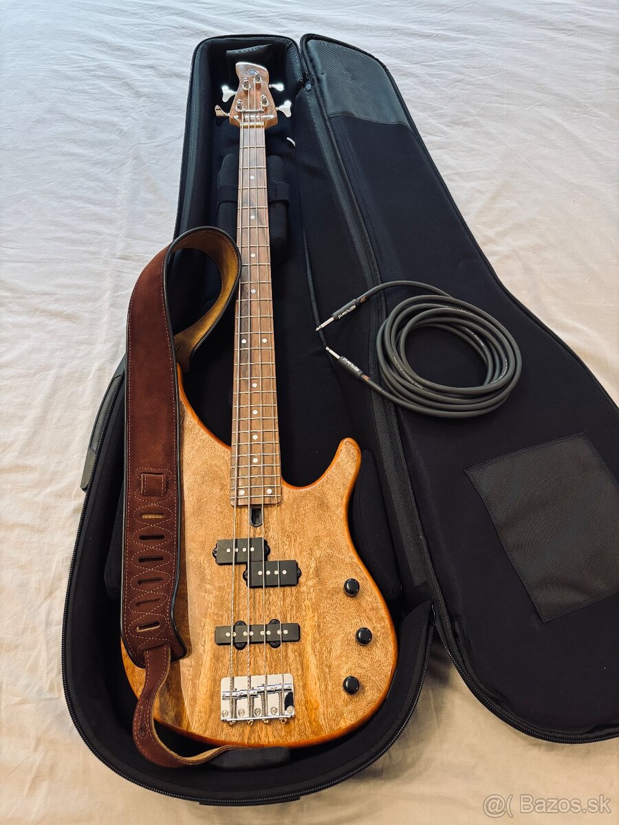 Basgitara Yamaha TRBX174EW + kombo Fender Rumble LT25